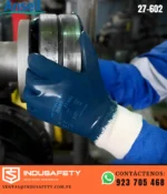 Guante Ansell Hycron 27-602 Recubierto de Nitrilo en uso industrial