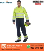 Overol Ignífugo Portwest FR60 en uso para trabajos industriales