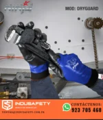 Guante Ninja Dry guard de nitrilo en uso industrial